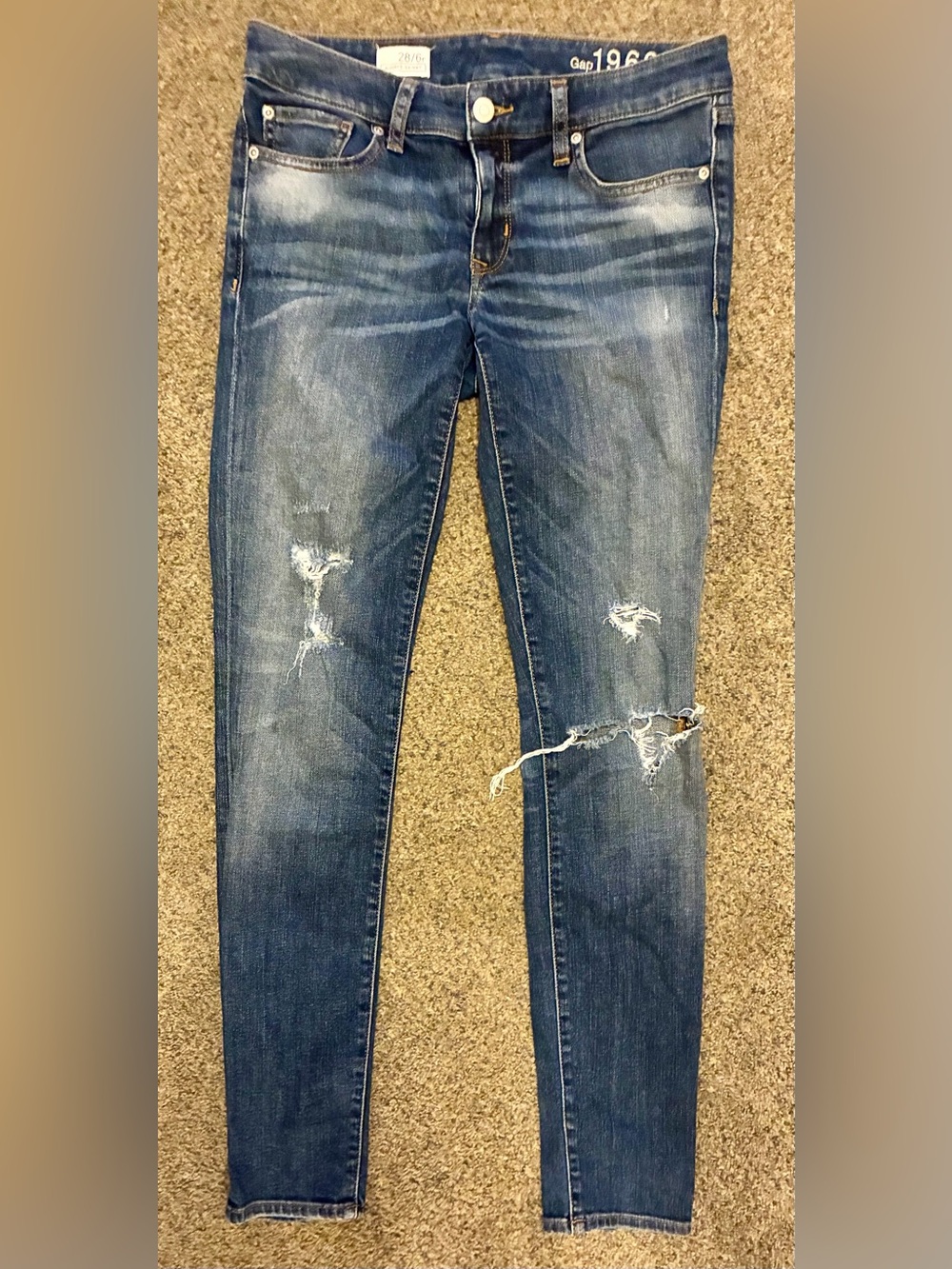 GAP Distressed Skinny Jeans - Size 6